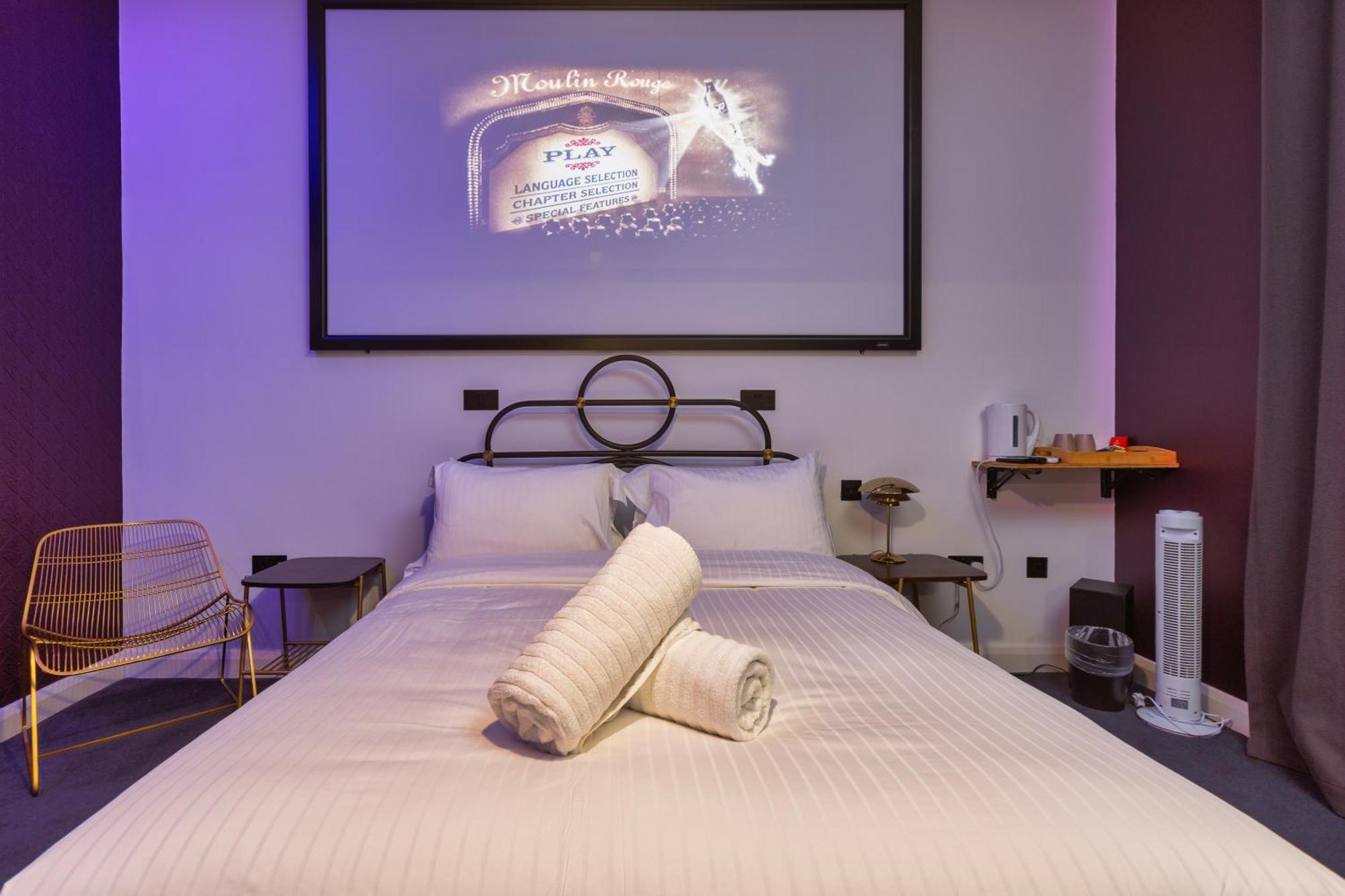 Art B&B Μπλάκπουλ Δωμάτιο φωτογραφία